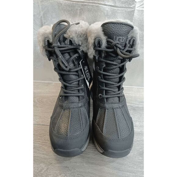 UGG Women's Adirondack III Boots - Black 5M - Picture 1 of 10